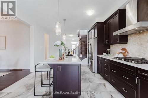 470 Blair Creek Drive, Kitchener, ON - Indoor Photo Showing Kitchen With Upgraded Kitchen