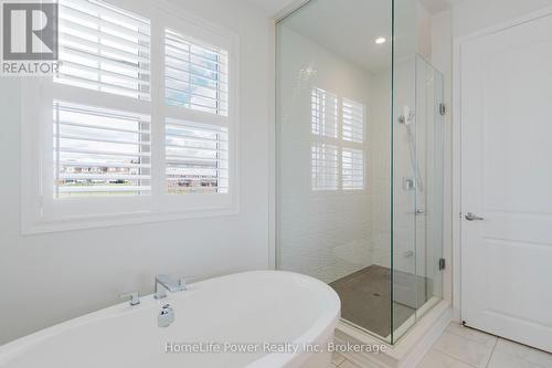 470 Blair Creek Drive, Kitchener, ON - Indoor Photo Showing Bathroom