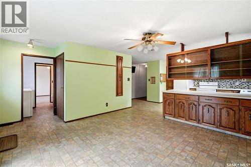 705 Main Street, Rosetown, SK - Indoor