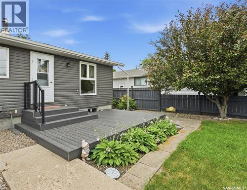 705 Main Street, Rosetown, SK - Outdoor
