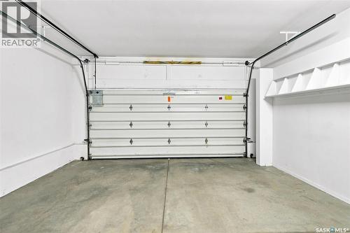 510 Steiger Way, Saskatoon, SK - Indoor Photo Showing Garage