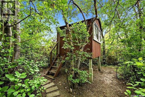 18 Forman Bay, Regina, SK - Outdoor