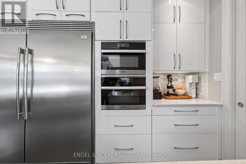 64 Helena Street, Ottawa, ON - Indoor Photo Showing Kitchen
