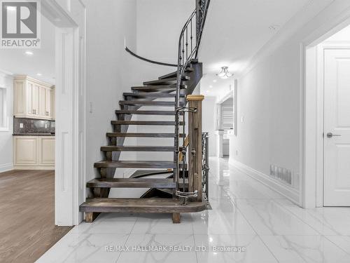 287 Andy Crescent, Vaughan, ON - Indoor Photo Showing Other Room