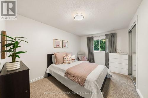 71 Bishop Crescent, Markham, ON - Indoor Photo Showing Bedroom