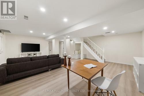71 Bishop Crescent, Markham, ON - Indoor
