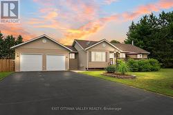 62 MEADOWVIEW DRIVE  Whitewater Region, ON K0J 1C0