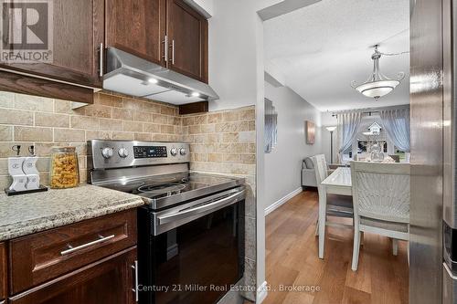 2451 Malcolm Crescent, Burlington (Brant Hills), ON - Indoor Photo Showing Kitchen