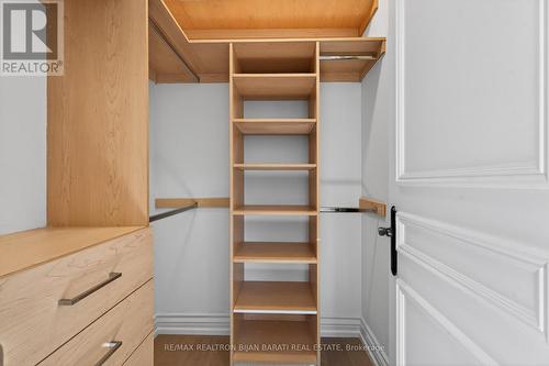 291 Byng Avenue, Toronto, ON - Indoor With Storage