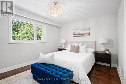 1171 Birchview Drive, Mississauga, ON - Indoor Photo Showing Bedroom