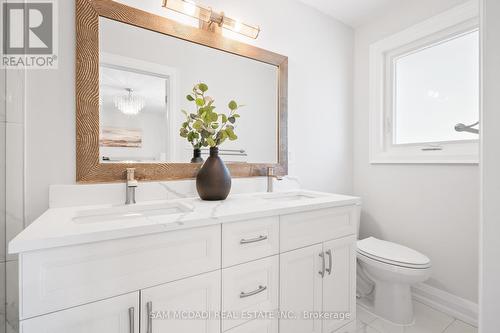 1171 Birchview Drive, Mississauga, ON - Indoor Photo Showing Bathroom