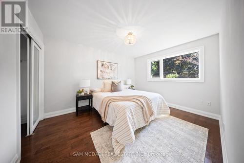 1171 Birchview Drive, Mississauga, ON - Indoor Photo Showing Bedroom