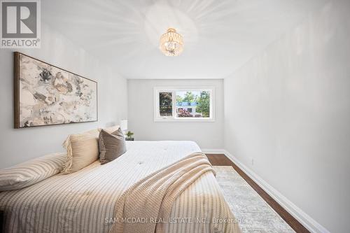 1171 Birchview Drive, Mississauga, ON - Indoor Photo Showing Bedroom