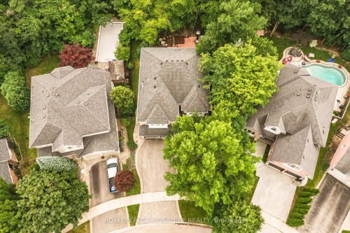 2044 Waterbridge Drive, Burlington, ON - Outdoor