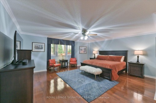 2044 Waterbridge Drive, Burlington, ON - Indoor Photo Showing Bedroom