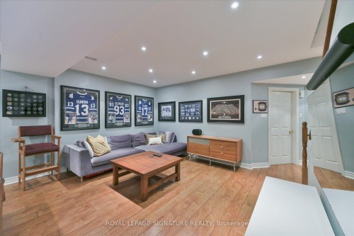 2044 Waterbridge Drive, Burlington, ON - Indoor