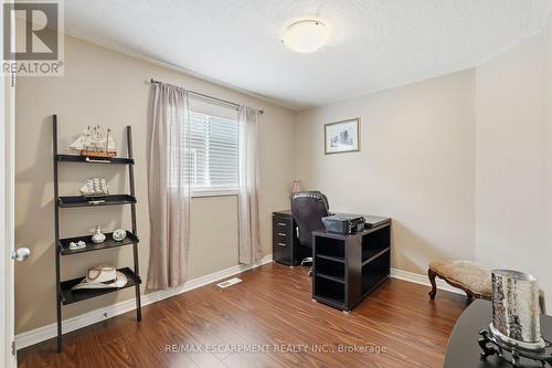 1332 Baseline Road, Hamilton, ON - Indoor