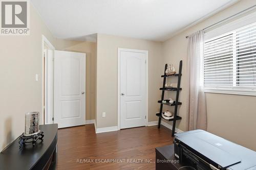 1332 Baseline Road, Hamilton, ON - Indoor