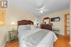 Primary Bedroom - 