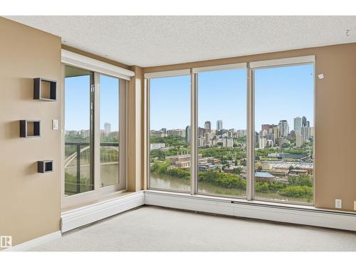 #1101 10149 Saskatchewan Dr Nw, Edmonton, AB - Indoor