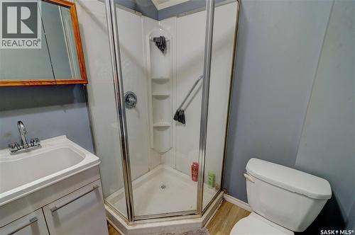 1713 St John Street, Regina, SK - Indoor Photo Showing Bathroom