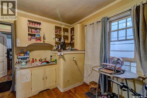 1713 St John Street, Regina, SK - Indoor