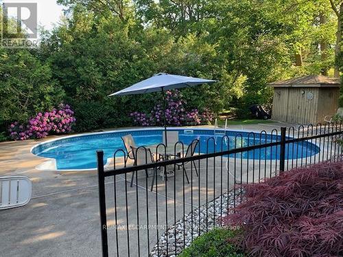 6 Summit Circle, Norfolk, ON - Outdoor With In Ground Pool With Backyard