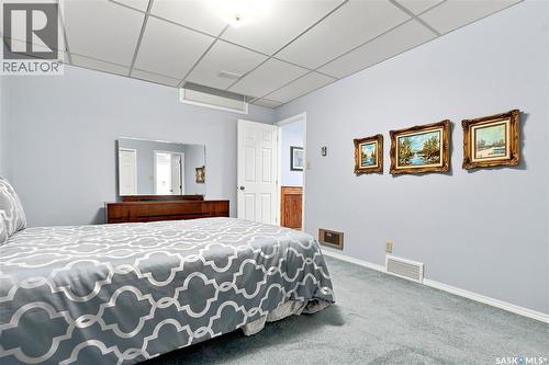 711 Whitewood Court, Saskatoon, SK - Indoor Photo Showing Bedroom