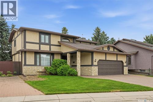 711 Whitewood Court, Saskatoon, SK - Outdoor With Facade