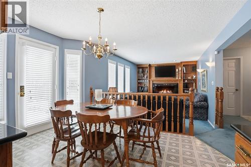 711 Whitewood Court, Saskatoon, SK - Indoor Photo Showing Dining Room
