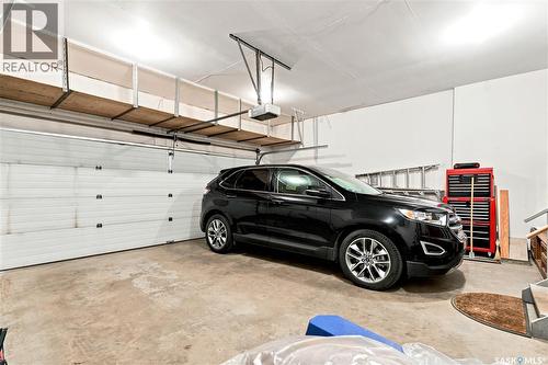711 Whitewood Court, Saskatoon, SK - Indoor Photo Showing Garage