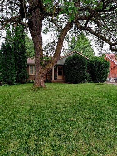 25 ARCH ROAD  Mississauga, ON L5M 1M4