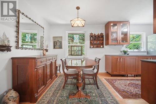 25 Arch Road, Mississauga, ON - Indoor Photo Showing Dining Room