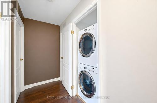401 - 688 Preston Parkway, Cambridge, ON - Indoor Photo Showing Laundry Room