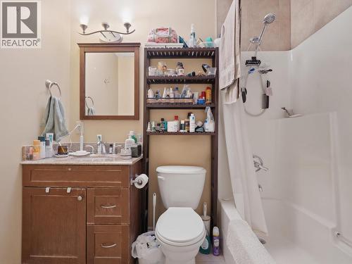 3183 Beacon Drive, Coquitlam, BC - Indoor Photo Showing Bathroom