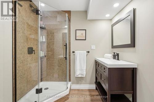 108 Highway 52, Hamilton, ON - Indoor Photo Showing Bathroom