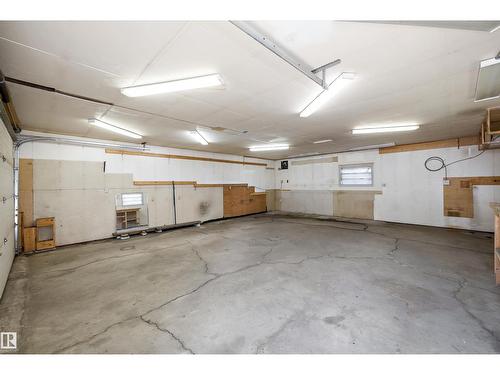7540 152C Av Nw, Edmonton, AB 
