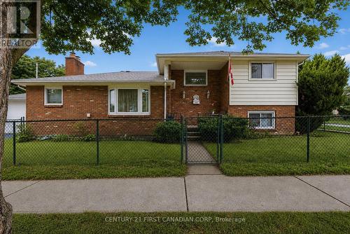 184 DURAND STREET  Sarnia, ON N7T 5A3