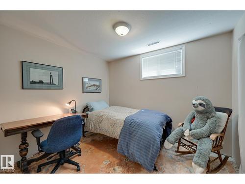 13503 106A Av Nw, Edmonton, AB - Indoor Photo Showing Bedroom