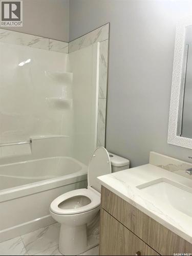 226 Nightingale Road, Saskatoon, SK - Indoor Photo Showing Bathroom