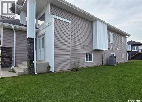 226 Nightingale Road, Saskatoon, SK - Outdoor