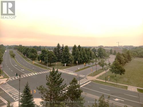 view - 720 - 33 Cox Boulevard, Markham, ON - Outdoor With View