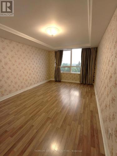 Master Bed. - 720 - 33 Cox Boulevard, Markham, ON - Indoor Photo Showing Other Room