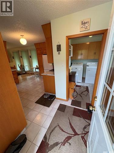 206 March Avenue E, Langenburg, SK - Indoor