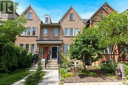 293 MURRAY ROSS PARKWAY Toronto, ON M3J 3N7