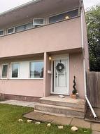 107 Berkshire Bay  Winnipeg, MB R2J 2L9