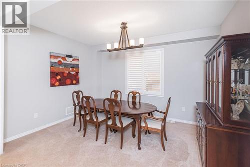 31 Larry Crescent, Caledonia, ON - Indoor Photo Showing Dining Room