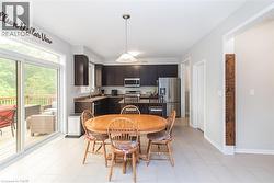 Dining area - 