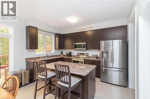 31 Larry Crescent, Caledonia, ON - Indoor Photo Showing Other Room