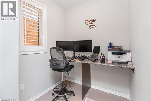 31 Larry Crescent, Caledonia, ON - Indoor Photo Showing Office